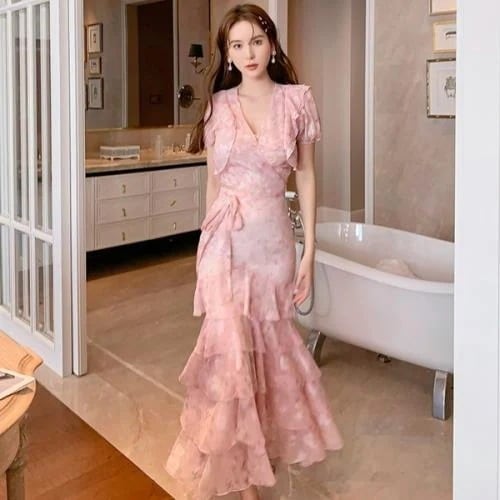 【急速出荷 2025年新作】セットアップ パーティドレス ツーピース 2点セット ワンピース 韓国 花柄 Vネック 春 夏 半袖 ロング マーメイド おしゃれ 可愛い ブラウス クロップド バックリボ