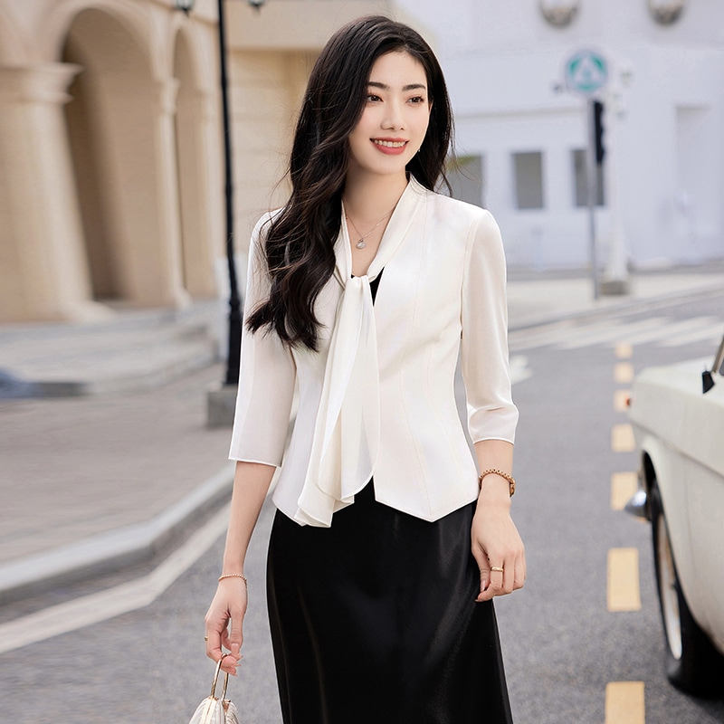 【厳選レディース セットアップ】雰囲気 レディースウェア 春夏 新作 通勤用 OL向け 一粒ボタン ノーカラースーツ ショートジャケット 酢酸サテン ドレープ感 4,757円