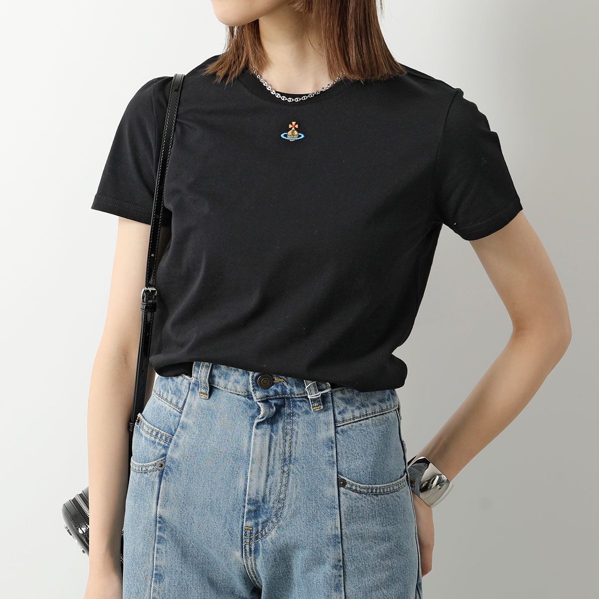 【訳あり-Sのみ】Vivienne Westwood ヴィヴィアンウエストウッド Tシャツ 3G010017 J001M レディース メンズ 半袖 カットソー オーブ刺繍 N401/BLACK