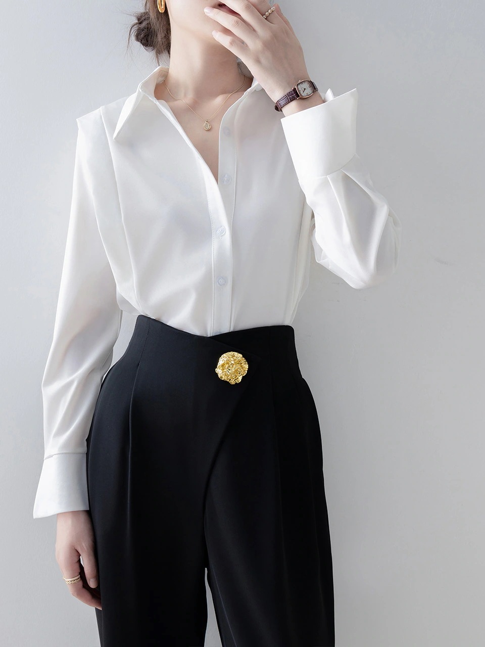 【1点ご購入 で10点プレゼントいたします】白シャツ2025年秋冬長袖エアリーシャツ春秋トップス通勤婦人服