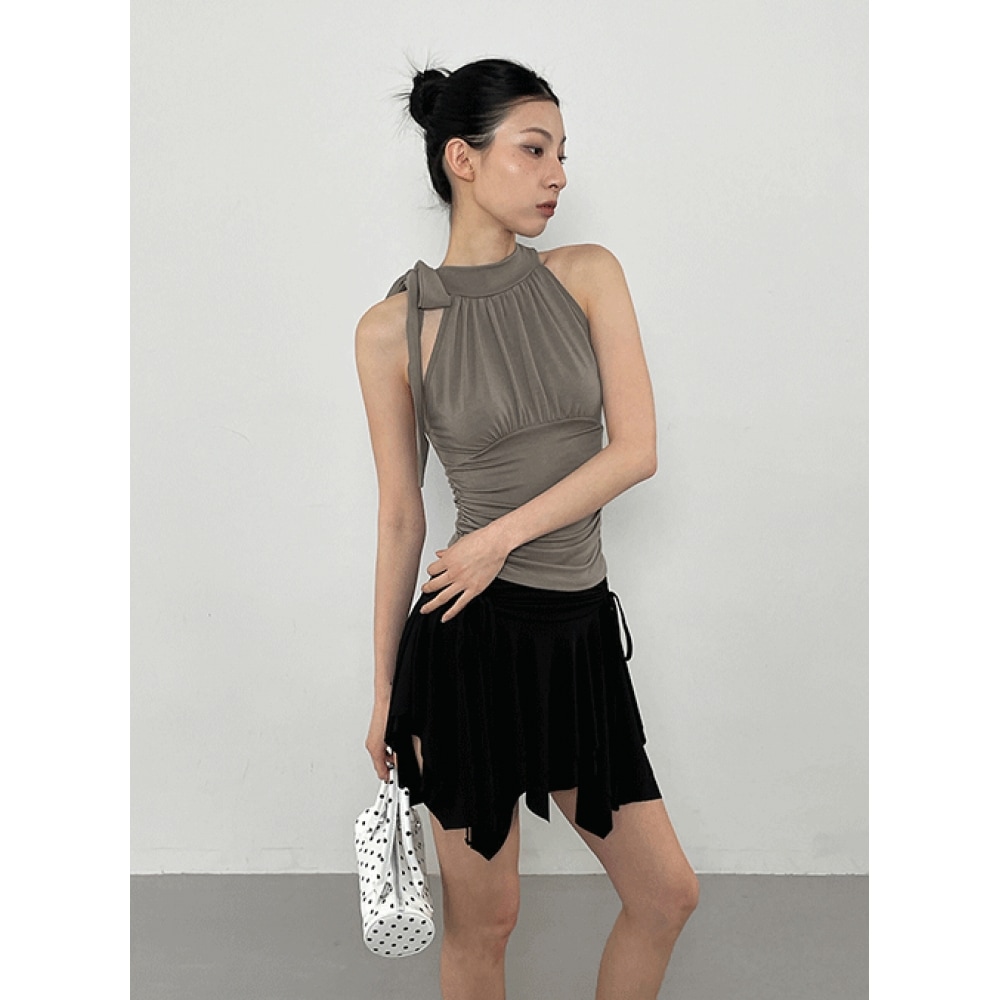 ブラックアップ クンネット ショーリングストラップ ホルターネック ノースリーブ