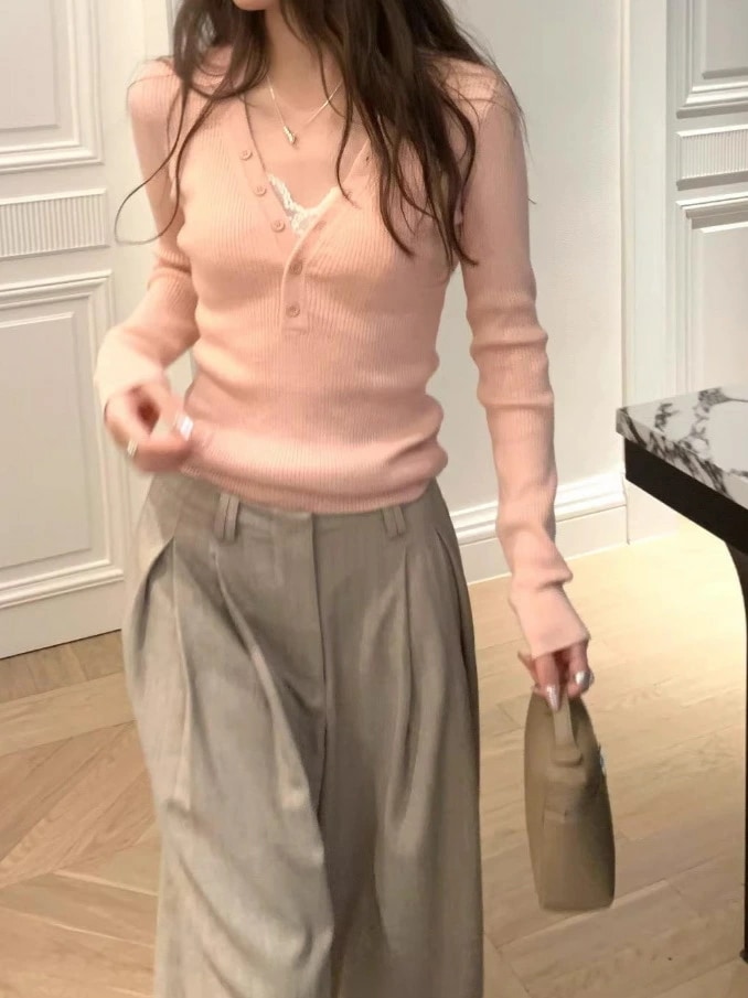 セーター レディース Vネック ニット トップス スリム ボタン付き シンプル おしゃれ 着痩せ 効果