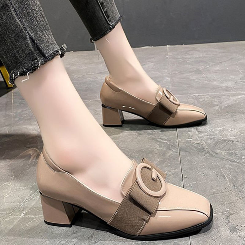 777円OFFクーポン レディーススクエアトゥチャンキーヒールパンプス スクエアトゥ ファッション パンプス 美脚 ヒール履きやすい パテントレザーのスクエアヘッド厚いハイヒールショー気質革靴女性シン