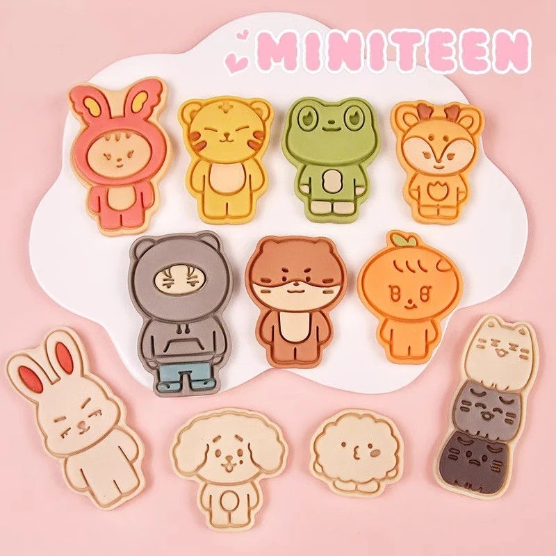 【SEVENTEEN】メンバー選択 SEVENTEEN-グッズ クッキー型 15点セット miniteen ビスケット型 seventeen 応援 diy 3D立体 焙煎道具 推し活 KPOP 韓国