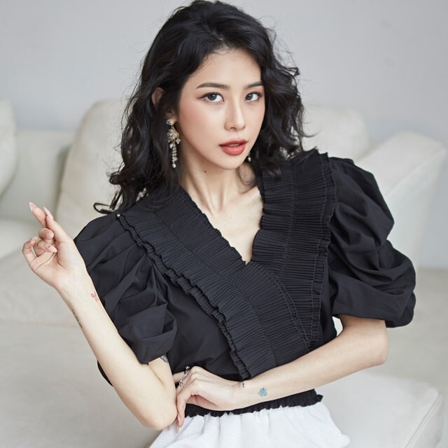 【送料無料】レディース Vネック ランタンスリーブ ブラウス トップス 韓国 ショート丈