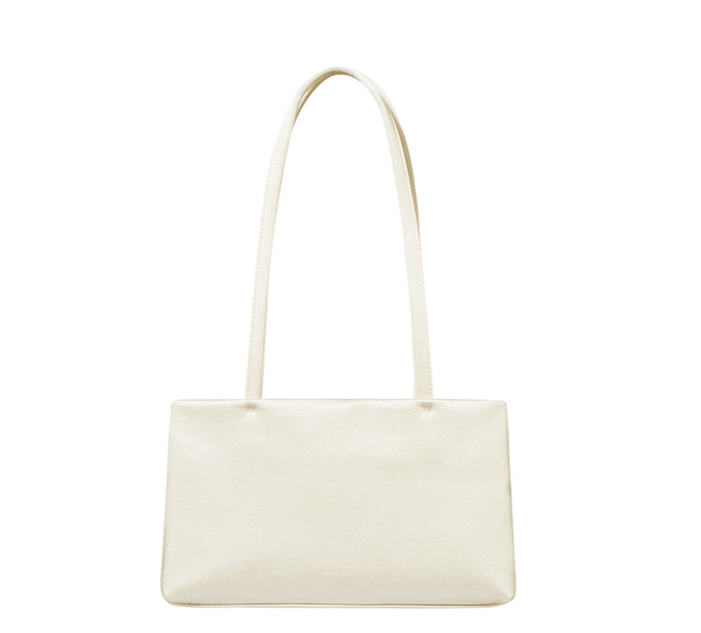 【正規品】サテンショルダーバッグサテンショルダーバッグ/クリーム