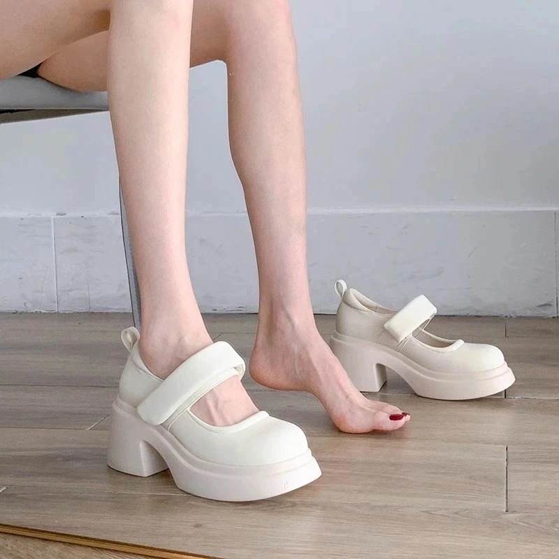 スタイルアップヒールパンプス Lolita靴 25新作 ピンクの甘いマジック太めヒールで高さを増したメアリージェン靴のシングルシューズ