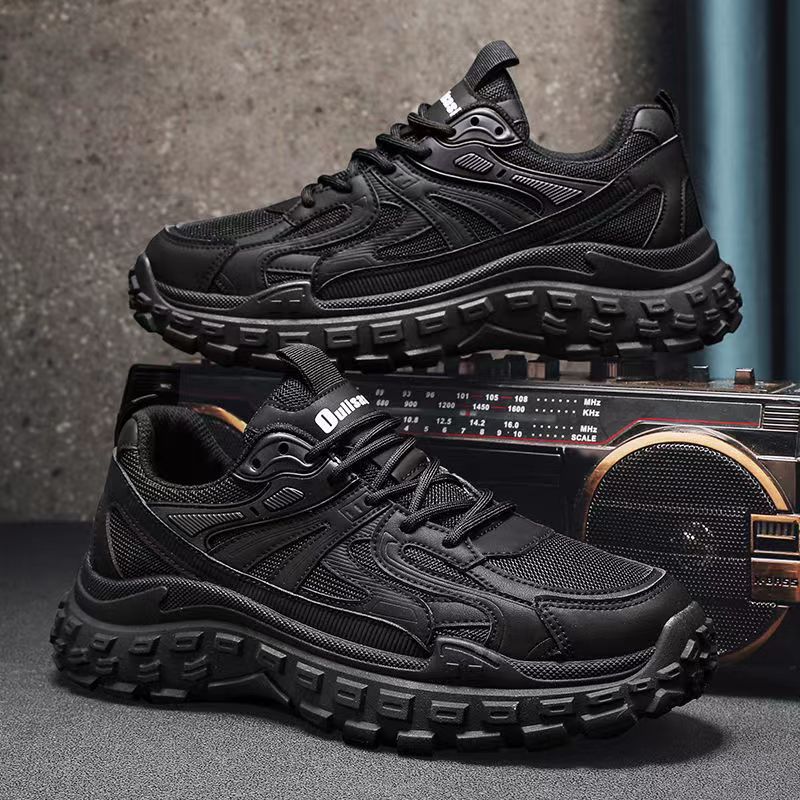 スニーカーメンズシューズしい何百ものカジュアルなスニーカーメンズティーンエイジャーの通気性のランニングシューズ