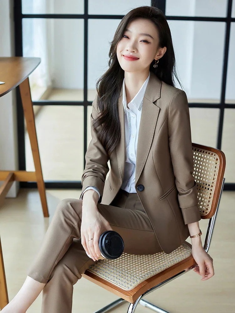 2025 初春レディーススーツ 2 点セット 卒業式・入学式ママ用 通勤適用