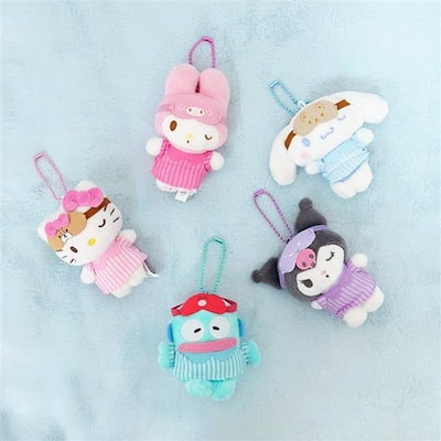 サンリオのぐっすり眠れるぬいぐるみ バッグチャームキーホルダー