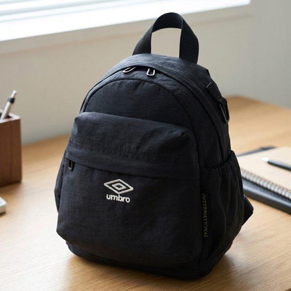 コジ軽量バックパック 10L ブラック UR122CBP31BLK