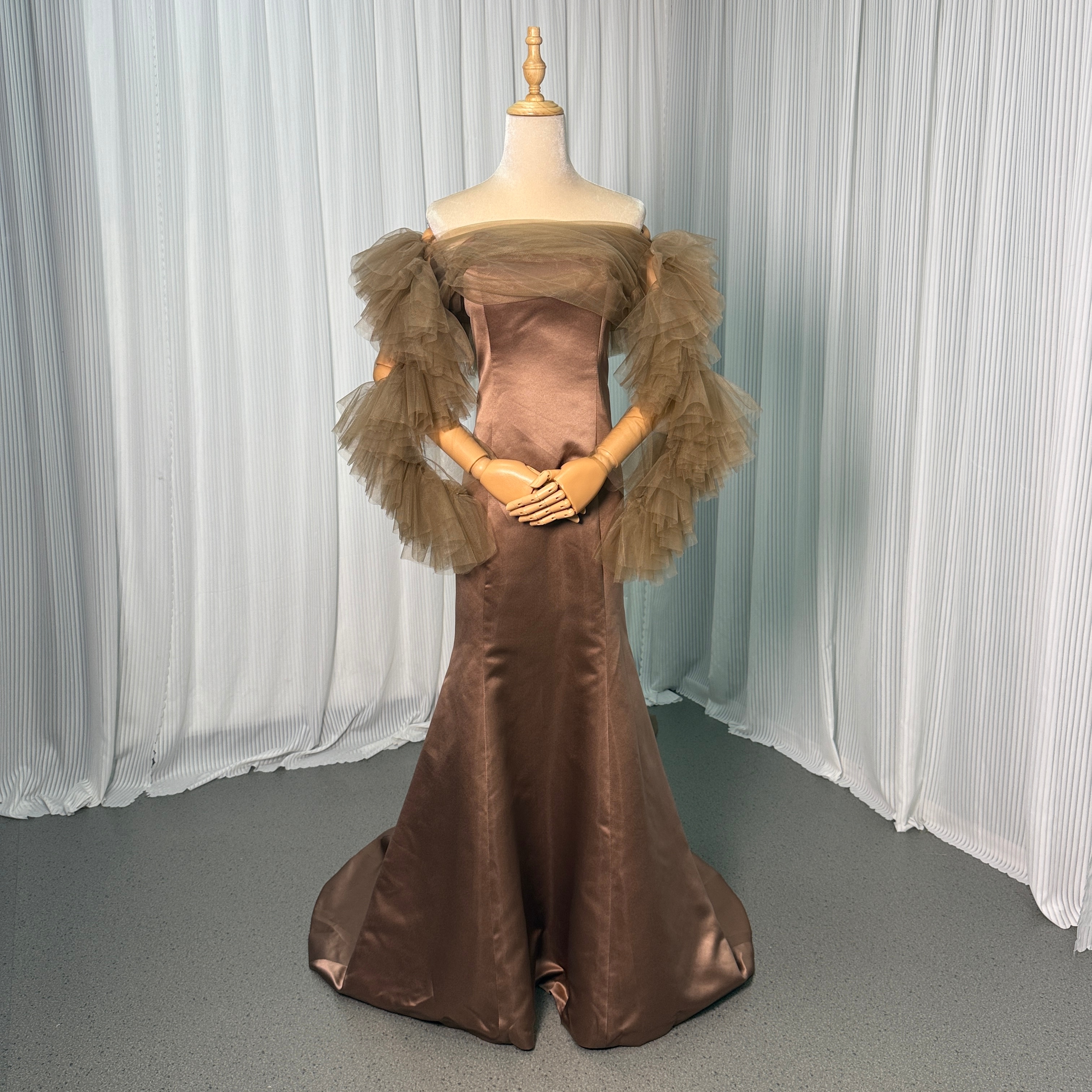 パーティードレス+トップス ブラウン フリル袖 マーメイドライン ベアトップ ファスナー エレガント 発表会