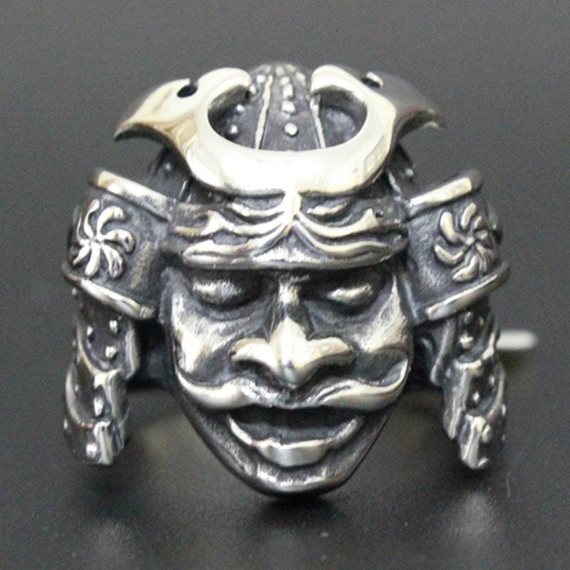 鎧武者ステンレスリング（RWI026）サイズ/31号 甲冑 サムライ 侍 兜 鎧 面白い おもしろ 指輪 メンズ レディース ペアリング プレゼント ギフト ユニーク r0825xxxxxxxx