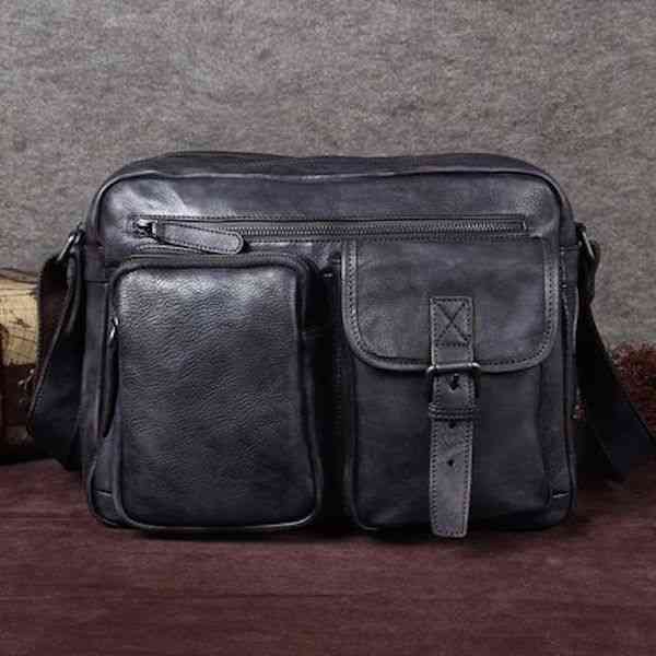 ショルダーバッグ メンズ A4 冬 30代 縦型 本革 大きめ 50代 2WAY かっこいい おしゃれ 春 鞄 40代 革 ナイロン 人気 夏 レザー 小さめ 秋 多収納 黒 60代 ブランド 軽量