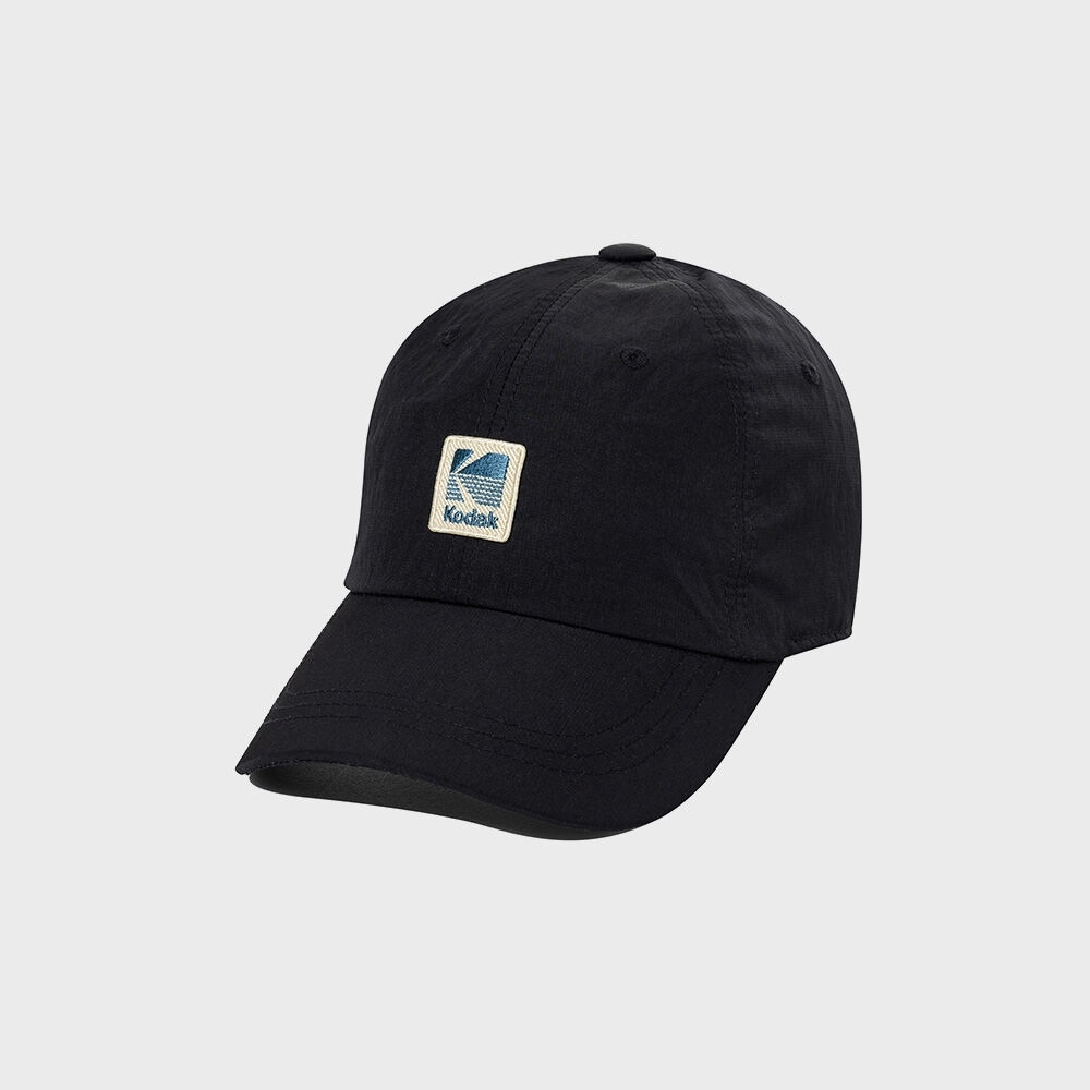 コダックアパレル ブルーロゴ リラックスフィット キャップ ブラック