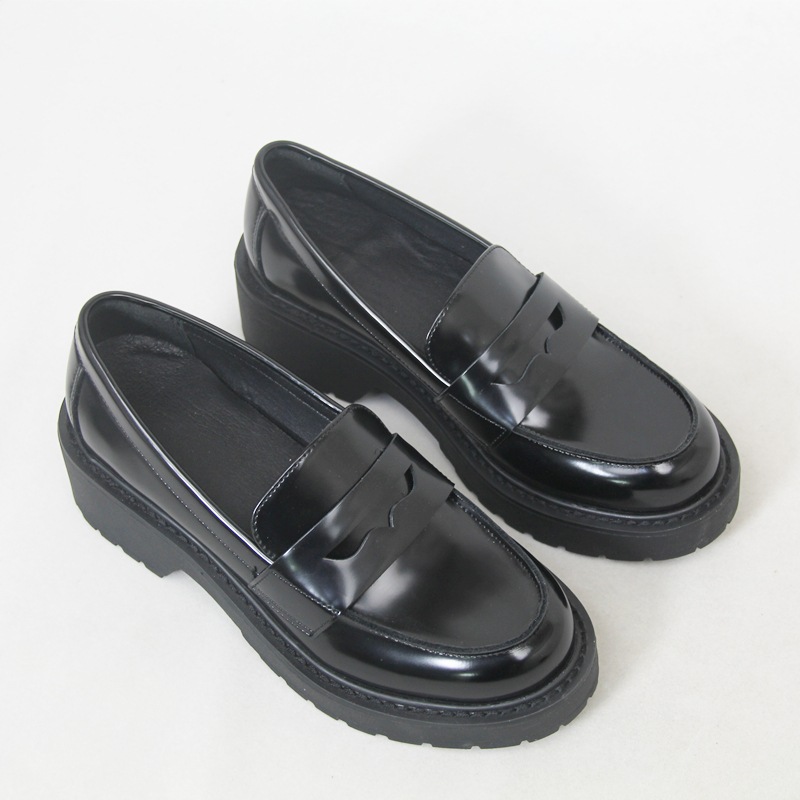 ローファー 靴 シューズ レディース プラットフォーム 厚底 ラウンドトゥ ツヤ感 通勤 通学 ビジネス カジュアル モード