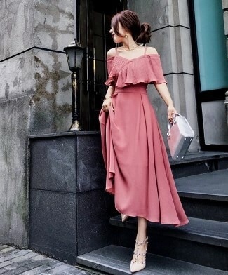 リゾートワンピシフォンドレスワンピストラップフリルスリムウエストラップドレスエレガント上品シフォン