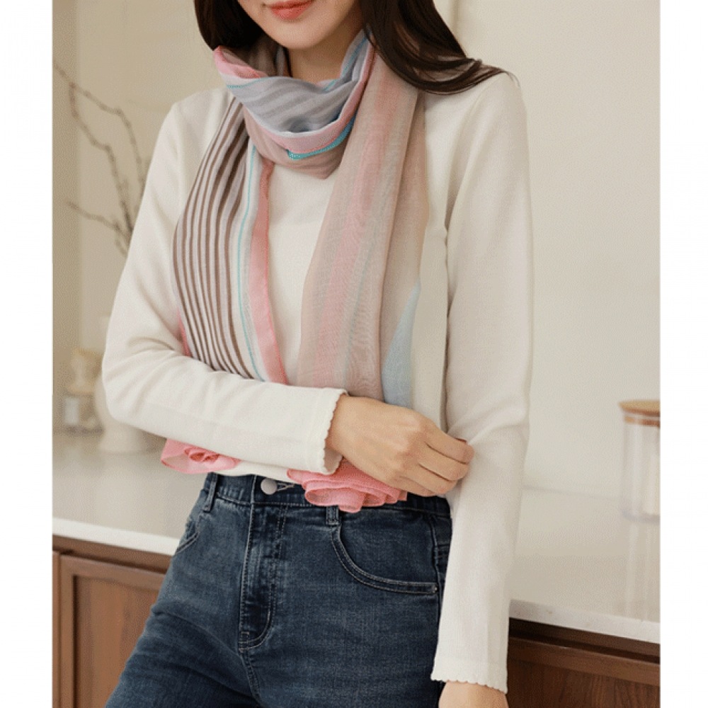 クリック＆ファニー ヨヌレン パターンスカーフ