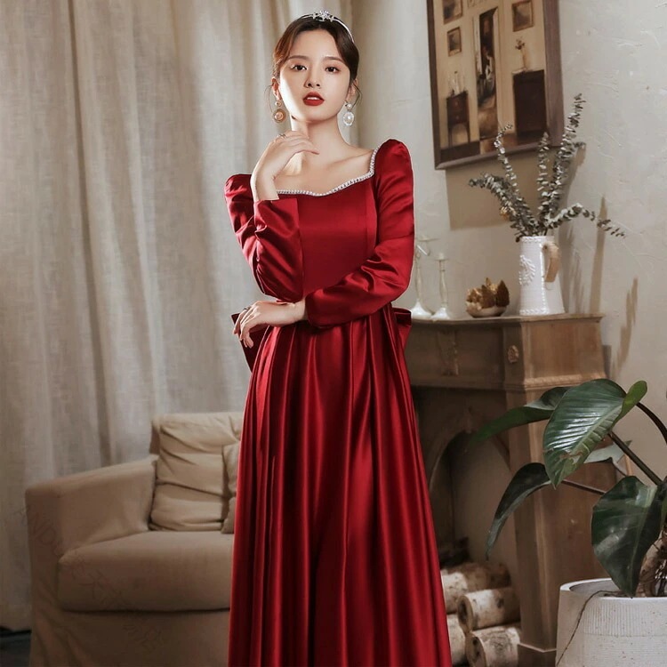 新品大人気送料無料 結婚式 二次会 成人式 同窓会 お呼ばれ ワインレッド サテン ロングドレス ミモレ丈 長袖 バックリボン パール 上品 華やか パーティー イブニング ゲストドレス XS S M