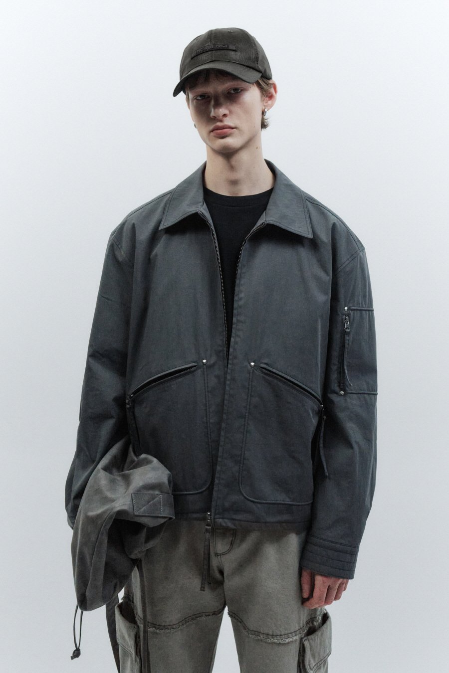 【INSILENCE】 PIPING COTTON BOMBER : BLUE GREY