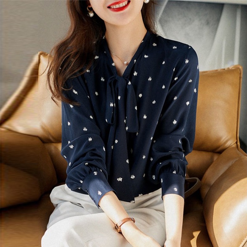 【絶対流行】 カジュアル オフィス レディース 花柄 ボウタイ プリント シャツ 4,836円