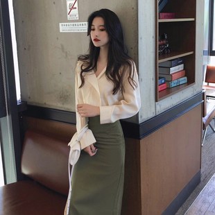 春秋の新しいしいライト熟したこの风の老化女性の女神の服秋のドレスプロのツーピースセット