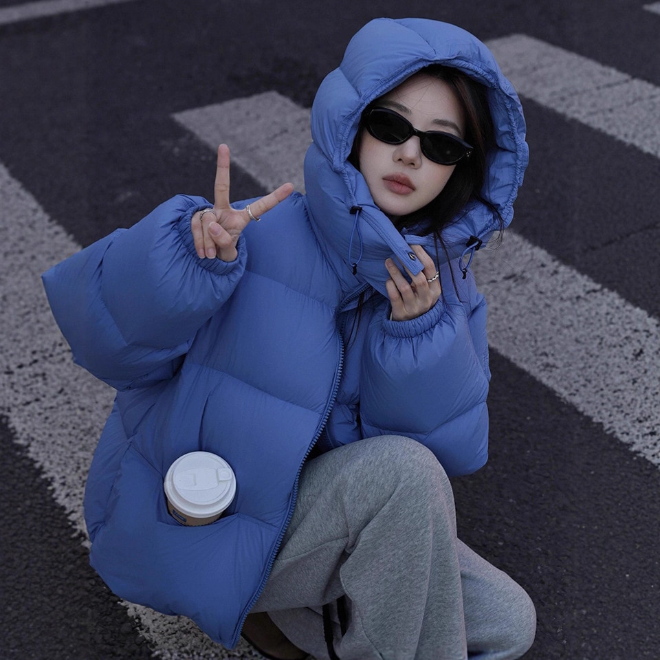 2025年冬新作 ゆったりとした厚手で暖かいショート丈ダウンジャケット レディース 韓国風 ファッショナブルなパフソフトアウター