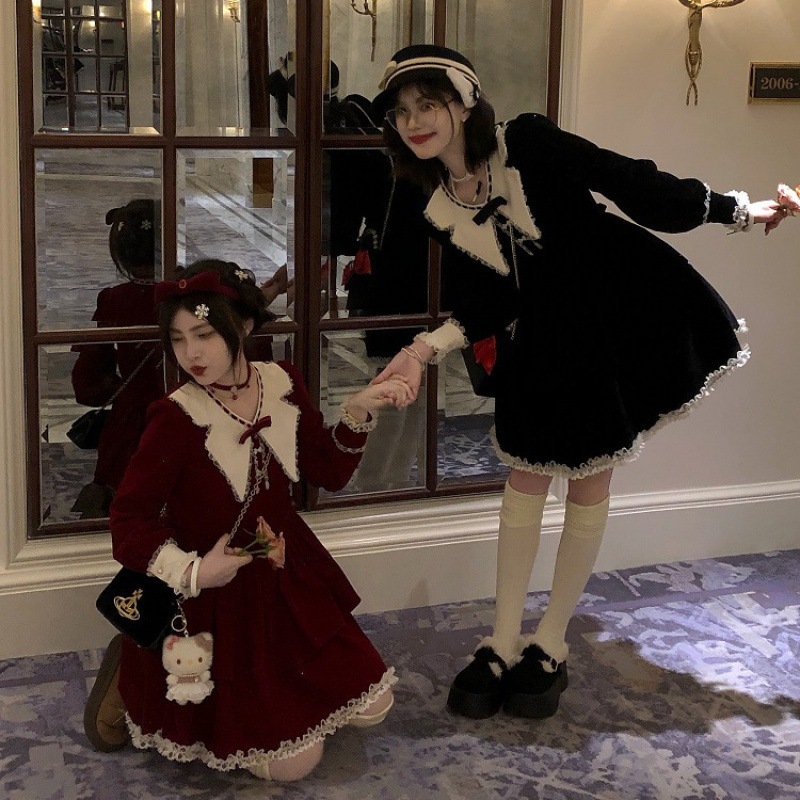 セクシーなベビードール襟ベルベットプリンセスドレス女性用春用ハイエンド小さなウエストスリムな新年赤いドレス