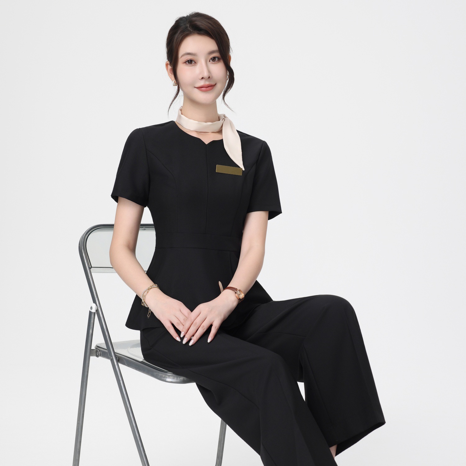 美容室作業服女性店長スーツプロスーツフロント受付作業服美容室作業服