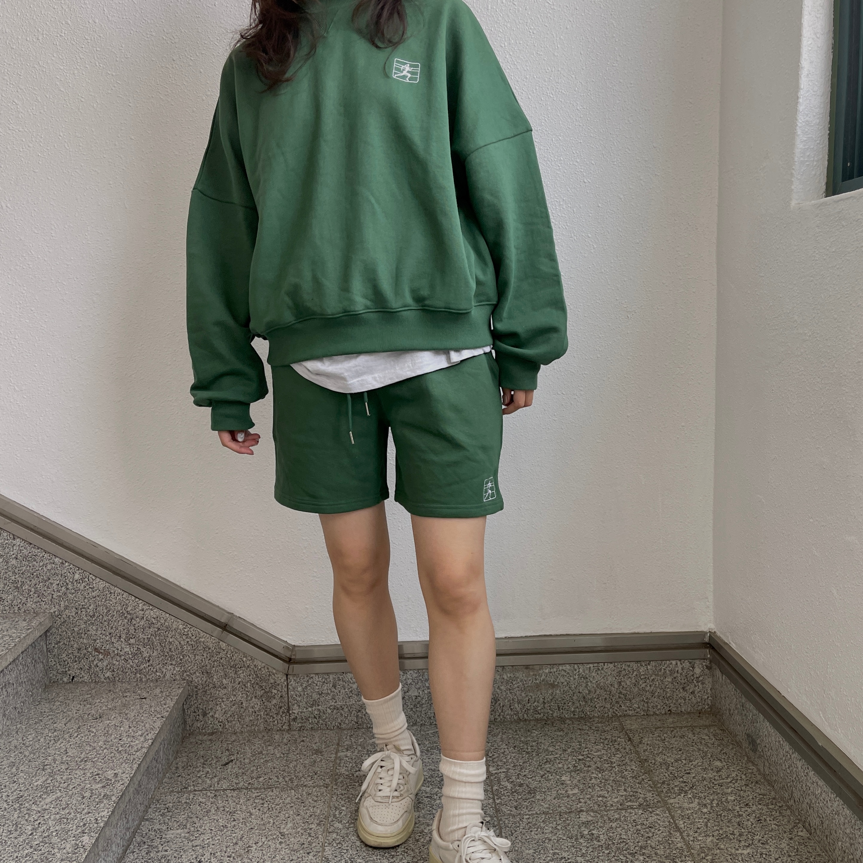 ワンピなど最旬ア！ green sporty setup pants &short sweatshirt セットアップ