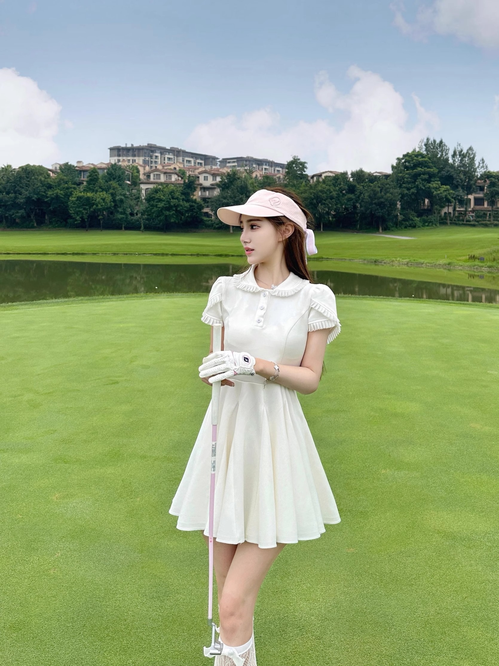 ゴルフウェア 2025 春夏 上下セット 半袖ワンピース ニットカーディガ ジャケット 秋服 秋冬 めっちゃ可愛い 速乾 通気 痩せる レディース 韓国風 ゴルフスカート スポーツ テニスウェア 白