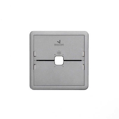 他サイト： ONED　Majextand 人間工学に基づく世界最薄スタンド(カラー:シルバー)　MJX100SLVの商品画像