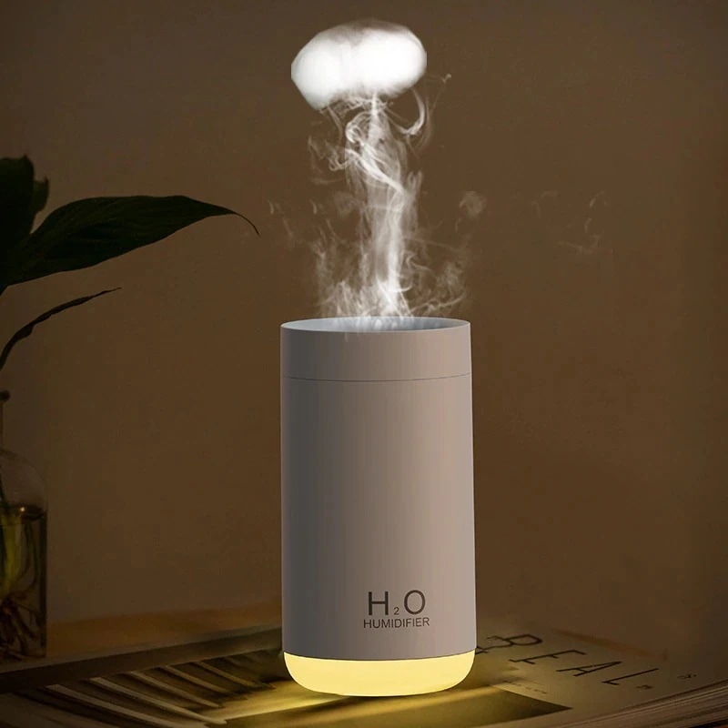 家庭で毎日使用するカラフルな雰囲気の常夜灯 福袋 マシン 加湿器 リング アロマ 加湿器 アロマセラピー 加湿器 空気クラゲ加湿器 卓上 クリエイティブなスモーク 加湿器除湿器加湿器(2-5日出荷)