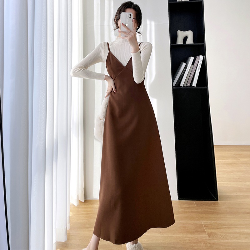 ワンピース フレアワンピース ロング ロング丈 マキシ マキシ丈 袖なし ノースリーブ Vネック フレア Aライン ハイウエスト 薄手 きれいめ シンプル 大人 上品 おしゃれ お洒落 かっこいい 5,933円