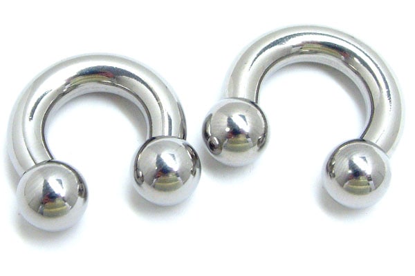 ボディピアス 2G サーキュラーバーベル 定番 2ゲージ 太い ステンレス 両側ネジボール 馬蹄型 C字 小さい 大きい 耳 軟骨 ヘリックス 鼻 乳首 ニップル 口 舌 xcb2gxxxxxxxx