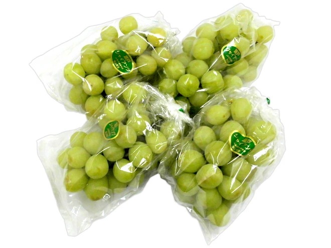 岡山産 =瀬戸ジャイアンツ= 訳あり 3-5房 約2kg 予約 8月以降