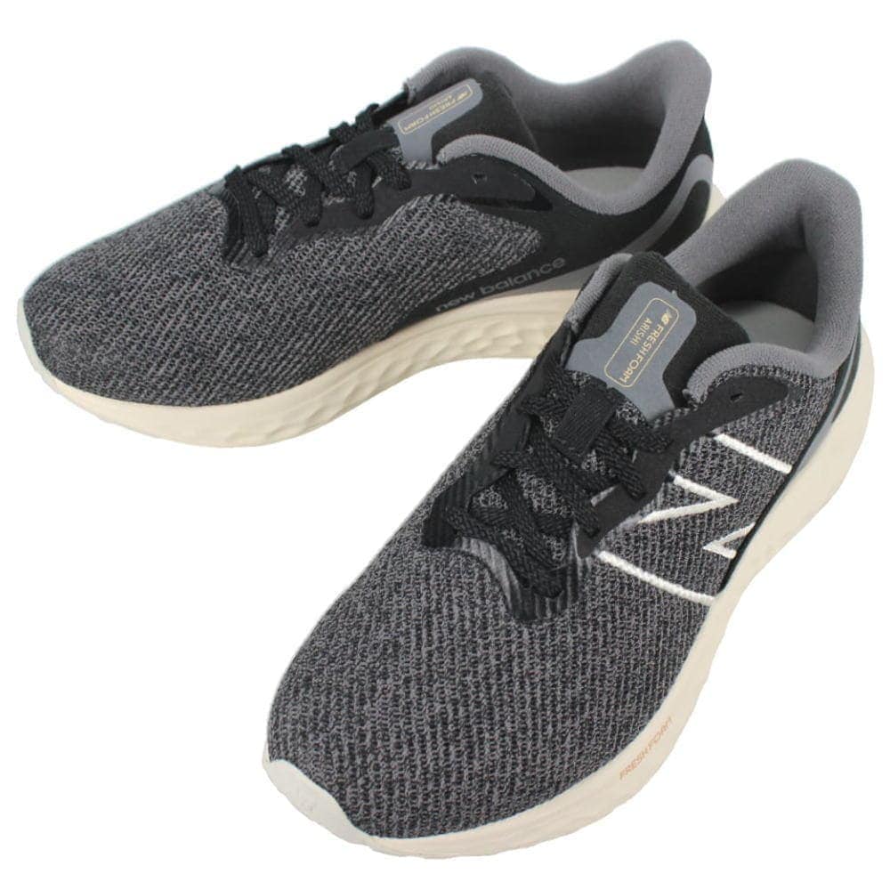 正規品 ランニングシューズ MARIS/Fresh Foam Arishi v4/ 2E AK4