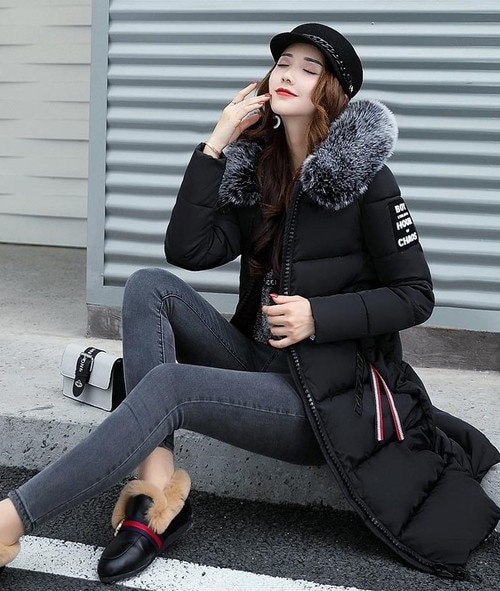 5231.ファーフード付きダウンコート（ブラック）2019 春夏 sale 春夏 sale アウター ジャケット 美ライン おしゃれ きれいめ オフィス ビジネス お出かけ パーティー 女子会 普段使