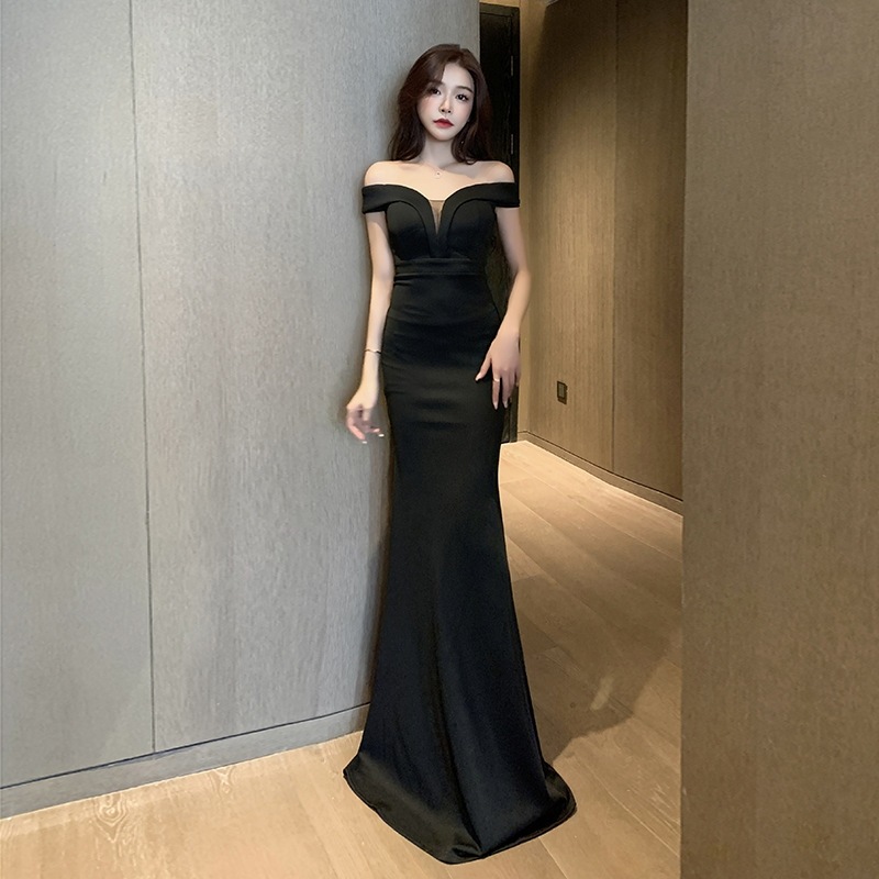 フィッシュテールロングドレス オフショルダー パーティードレス イブニングドレス ノースリーブ ロング丈 無地 スリム 細身 韓国 レディース かわいい 可愛い 大人可愛い 大人女子