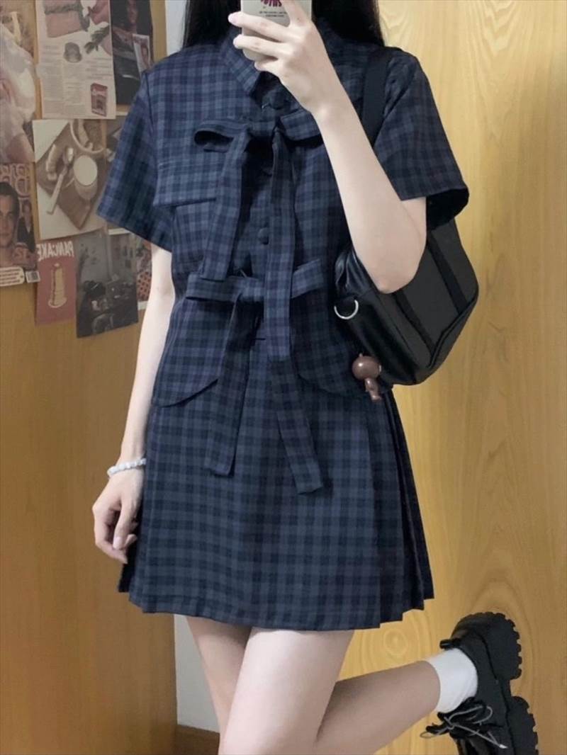 セットアップ レディース 2点セット 上下セット半袖シャツジャケット 襟付き ボタン ポケット リボン ミニスカート ショート丈 セミフレア プリーツ かわいい きれいめ 上品 おしゃれ お洒落 キュ