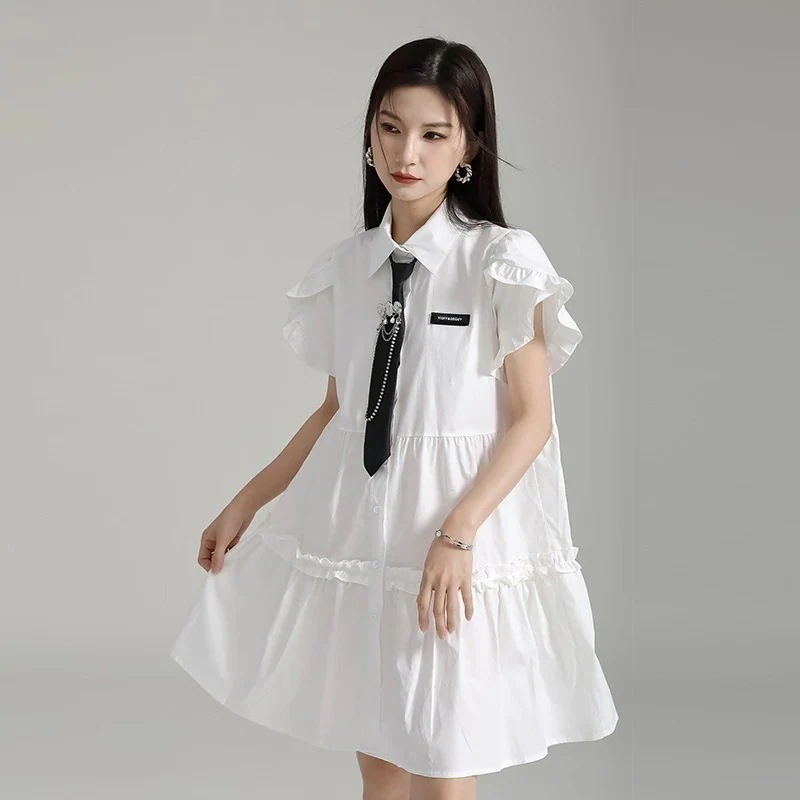【J.Fashion】 飾り付き ショートワンピ フリル 半袖 着痩せ 体型カバー シャツワンピース レディース おしゃれ 上質 関連商品は店で購入可能 メガ割
