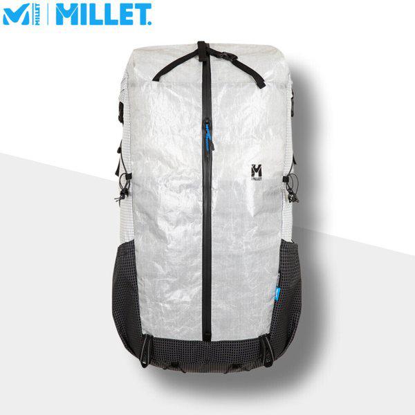 登山バッグ 男女共用 アウトドア トレッキング ハイキング 防水 軽量 40L バックパック_CA