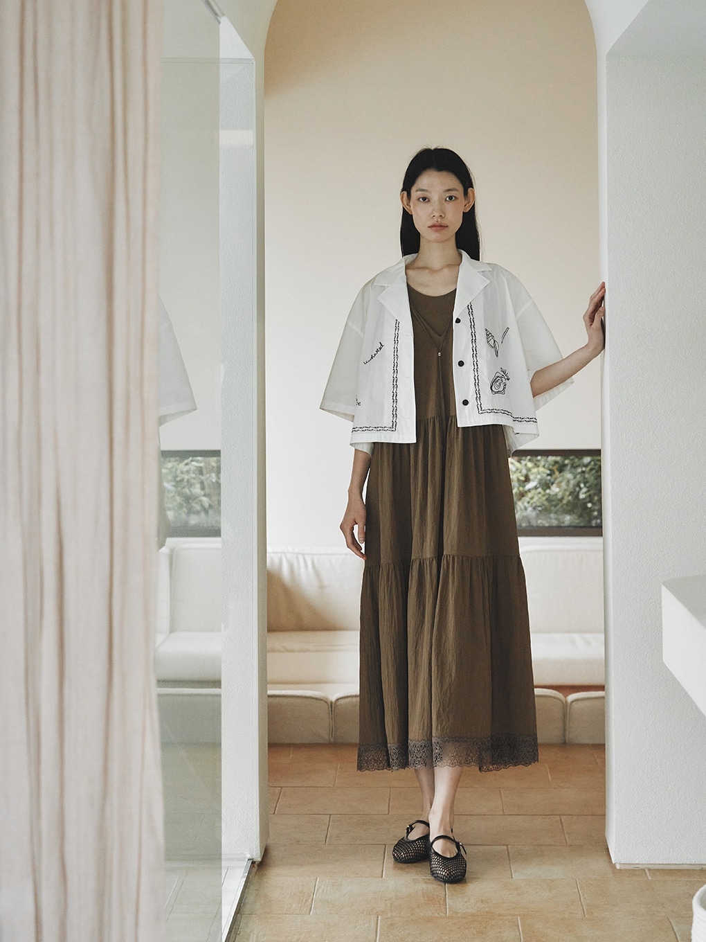 ボディー 刺繍 ポイント シャツ型 アウター