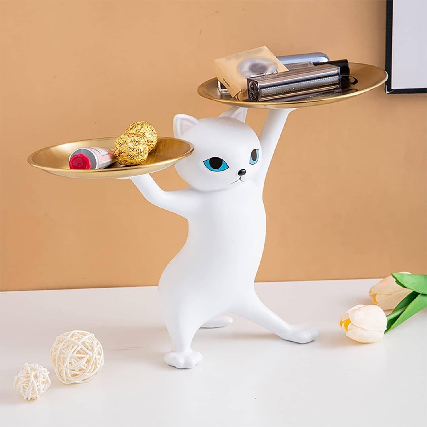 置き物 皿を捧げるねこ 猫ちゃん キー収納 金属 トレイ 鍵置き 小物収納 玄関収納 卓上置物 収納トレイ 動物像 彫刻装飾 玄関 ペットサイトテープル 化粧卓 口紅スタンド 財布 コイン