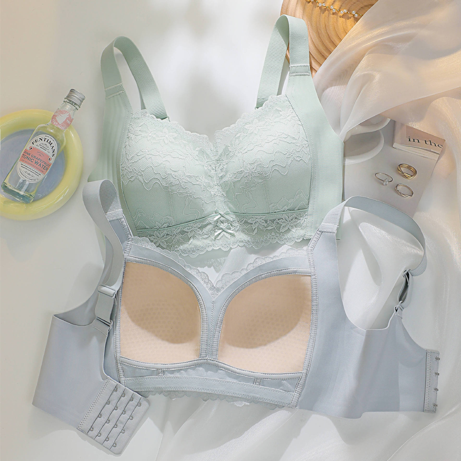 10個セット 大きな胸が小さく見える調整型薄肌着レディースレース無スチールリング寄せ垂れ防止副乳文ブラ