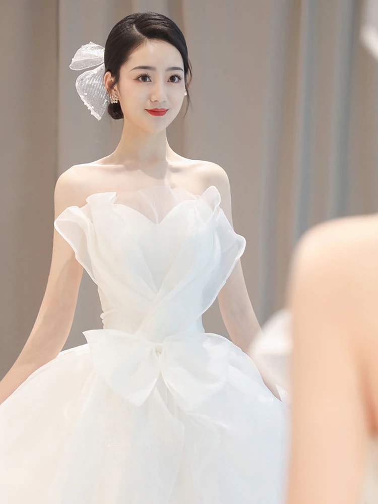 メインウェディングドレス 2025 新作花嫁 スモール ブ ドア ベール ライト 上質 質感 トレーリング 妊婦