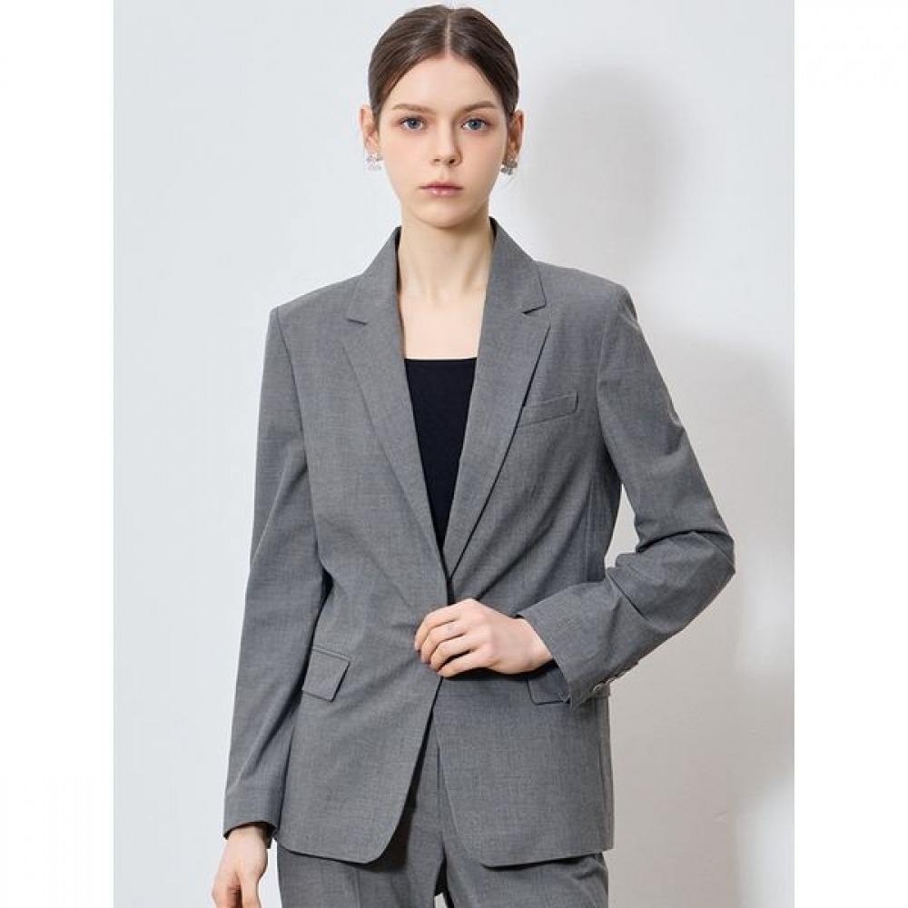 [Shess Miss] 夏まで使えるエレガントなストレッチシングルジャケット (ボックス価格:328,000ウォン)