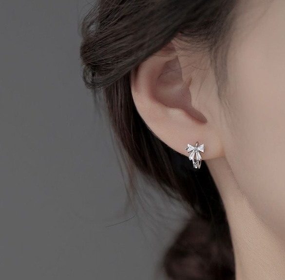 韓国ファッション チェーンピアス ペア用軟骨ピアスシルバー レディースシンプル 気質 シルバーイヤリングピアス