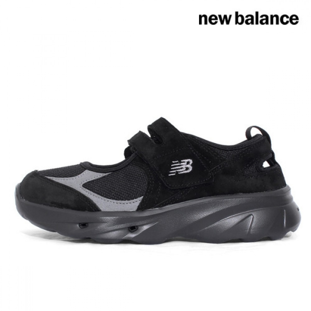 ニューバランス ブラック ブリーズ スニーカー