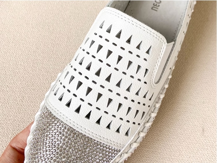 レディース スニーカー フラットシューズ ぺたんこシューズ ぺたんこ かわいい 大人可愛い シンプル カジュアル おしゃれ ラフ 春 夏 無地 オフィス 通勤 通学 デート お出かけ リゾート